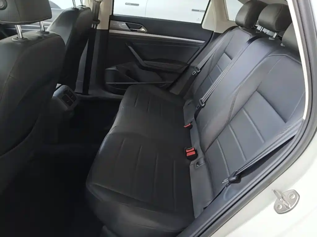 Volkswagen Lavida — миниатюра 17