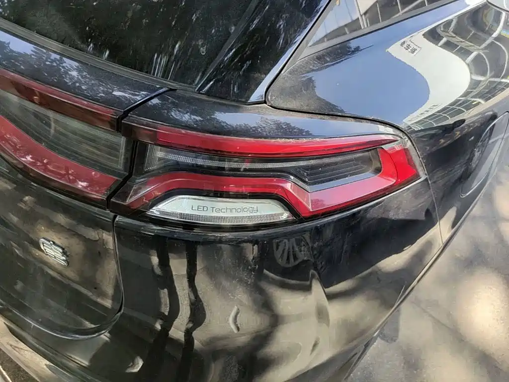 BYD Tang New Energy — миниатюра 8