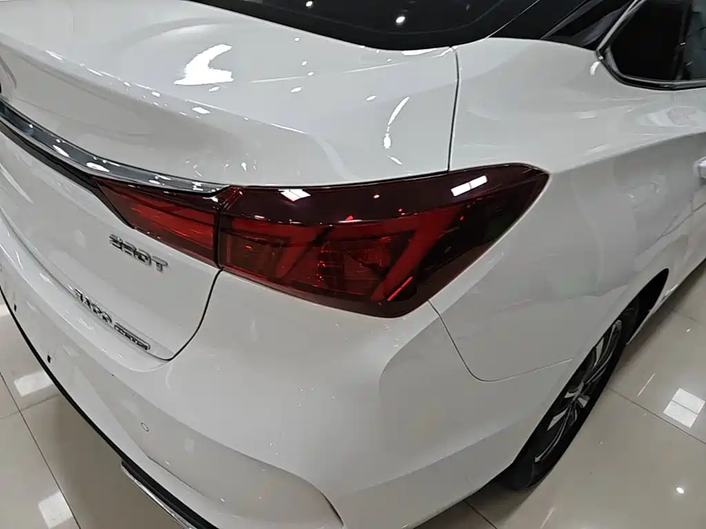 Changan Eado — миниатюра 8