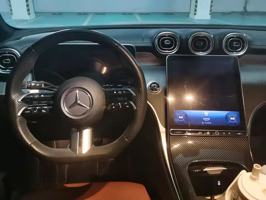 Mercedes-Benz GLC — миниатюра 12