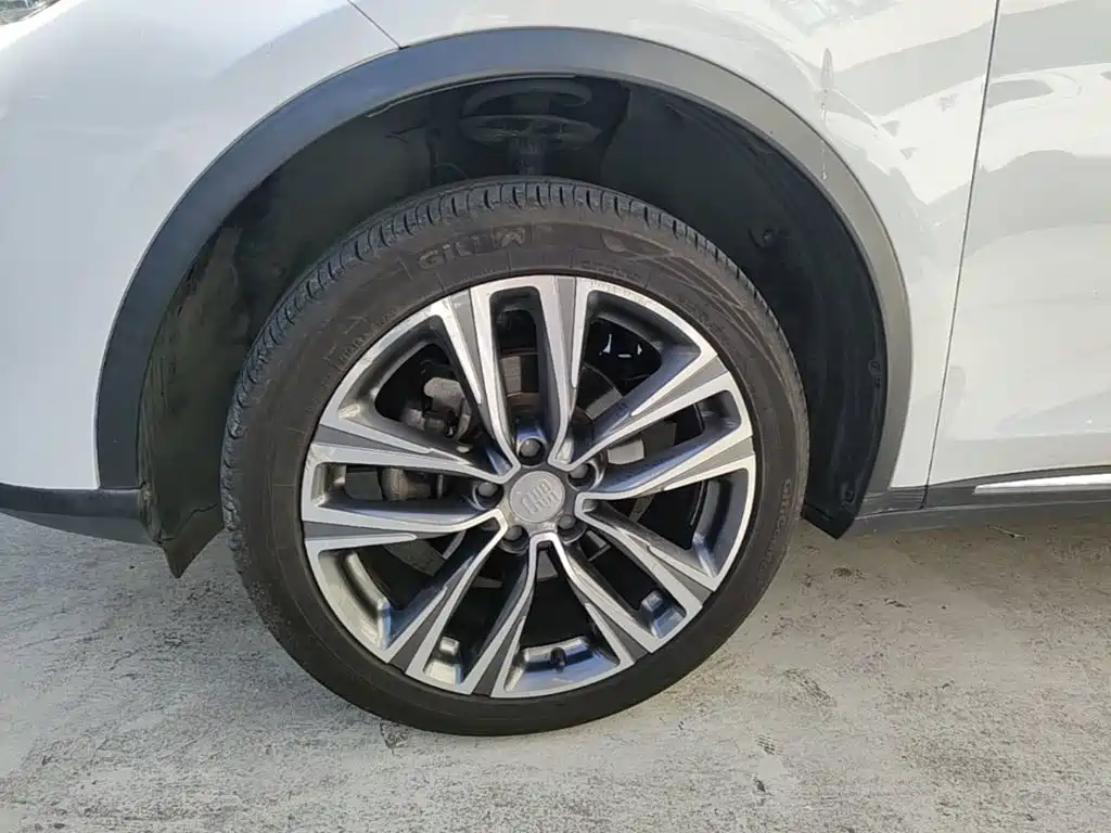 BYD Tang — миниатюра 23