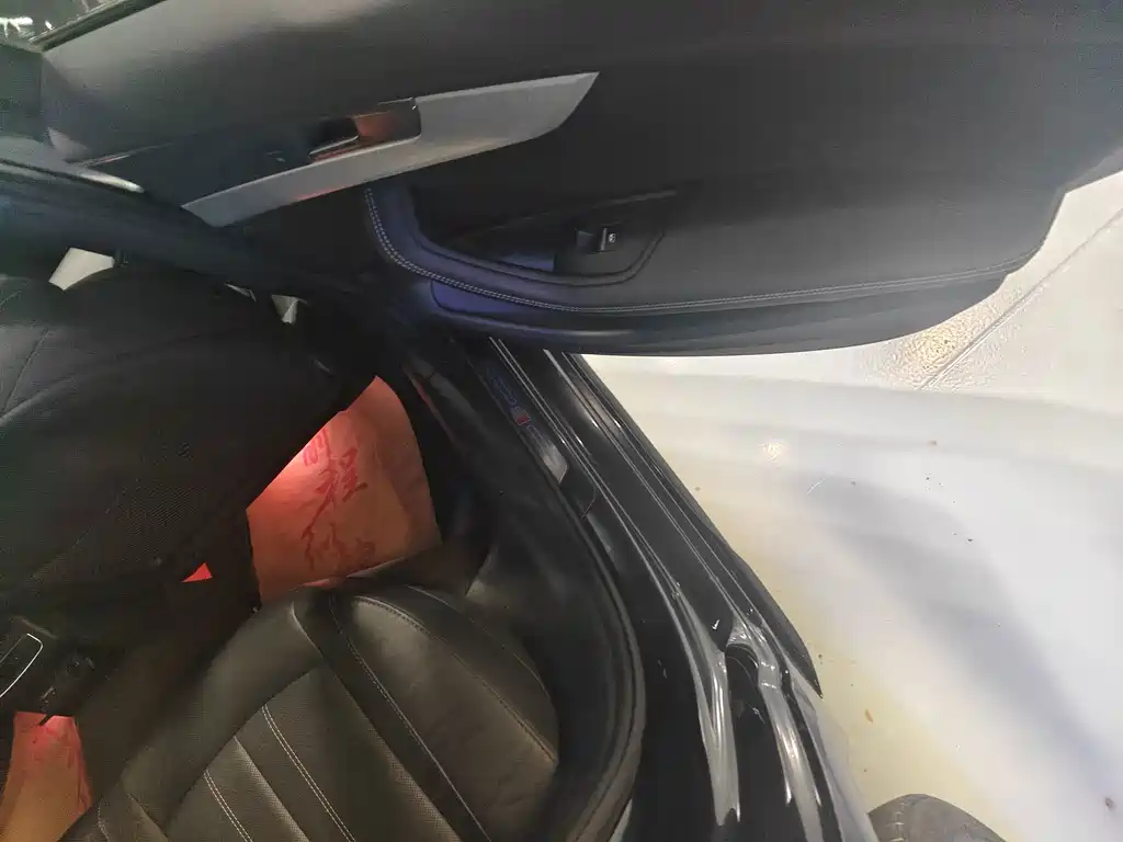 Audi A4L — миниатюра 11