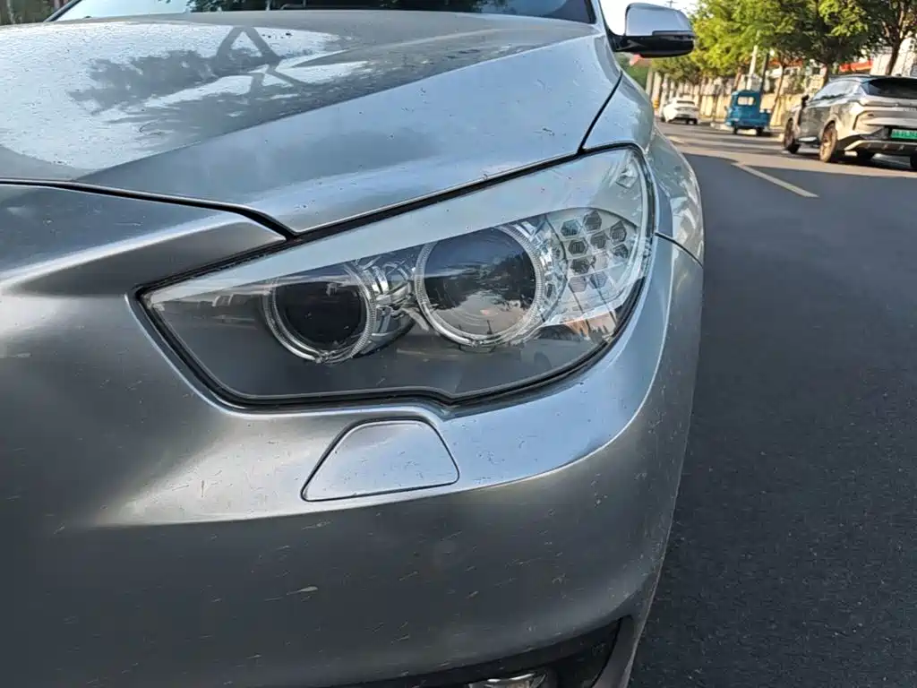 BMW 5 Series GT — миниатюра 24