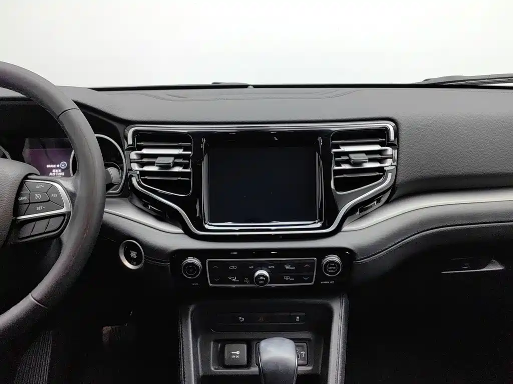 Jeep Grand Commander — миниатюра 12