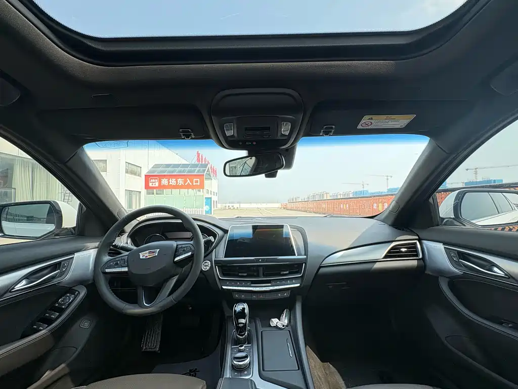 Cadillac CT5 2022 28T Luxury （ Standard ）