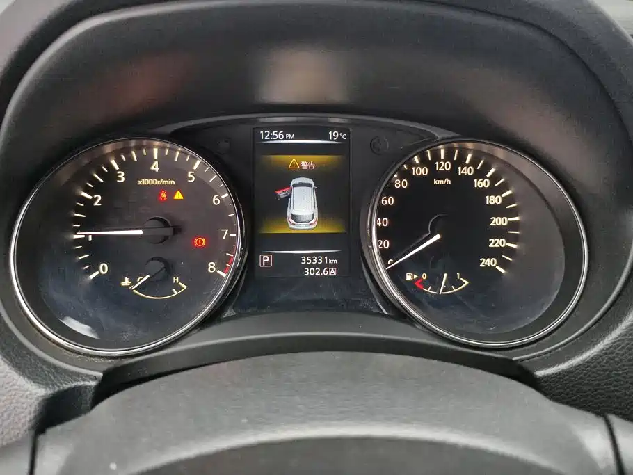 Nissan Qashqai — миниатюра 14
