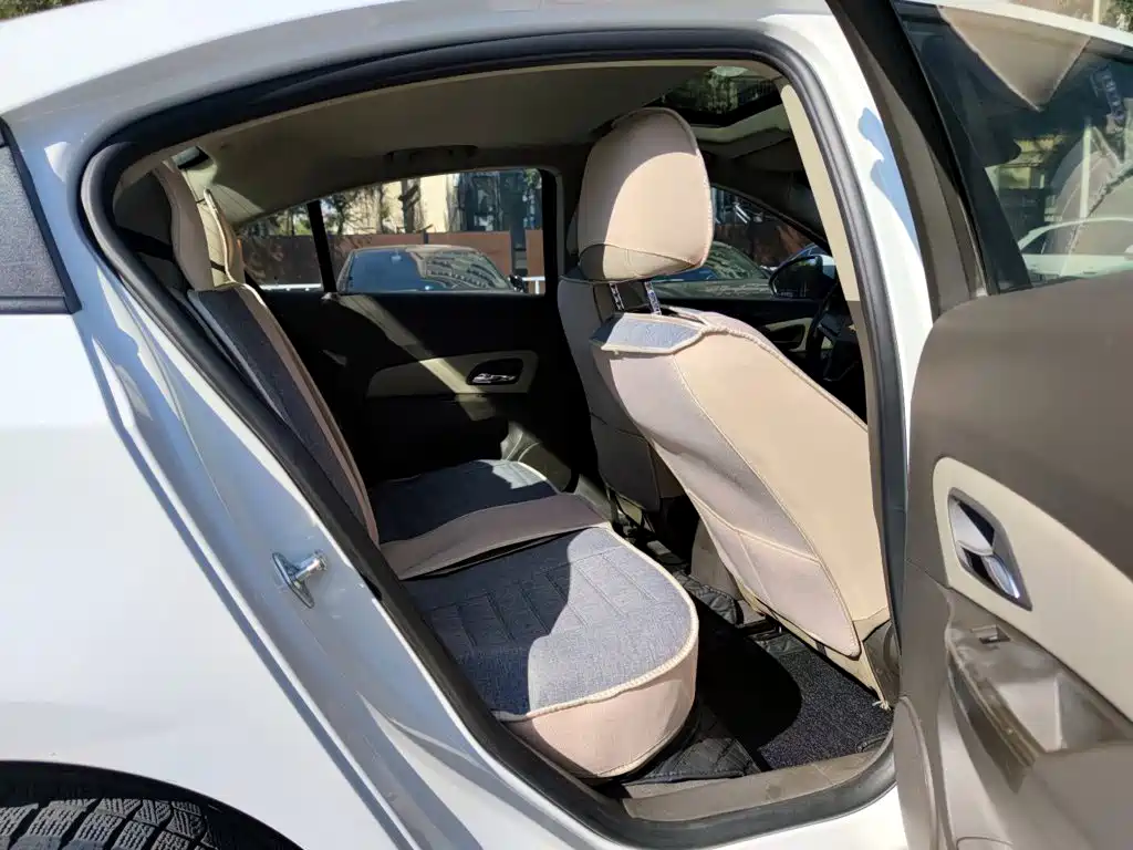 Chevrolet Cruze — миниатюра 11