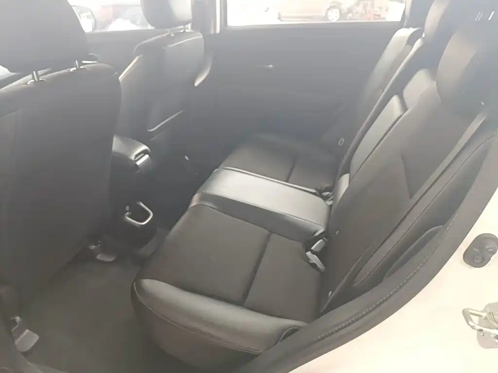 Honda Vezel — миниатюра 17