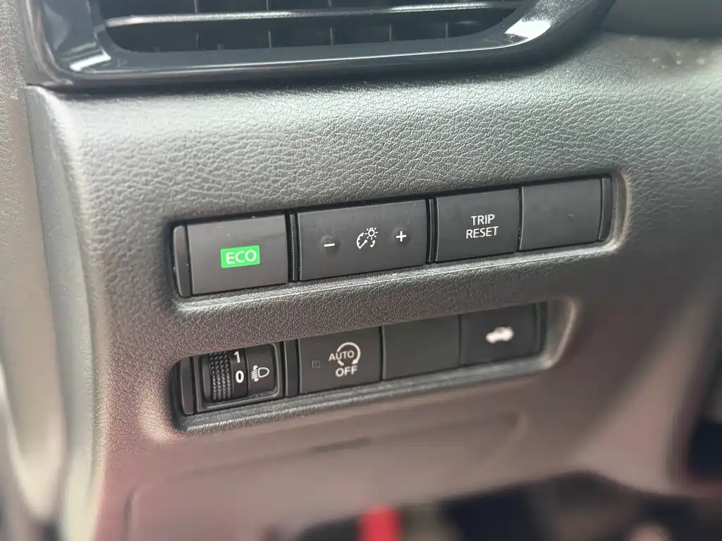 Nissan Sylphy — миниатюра 10