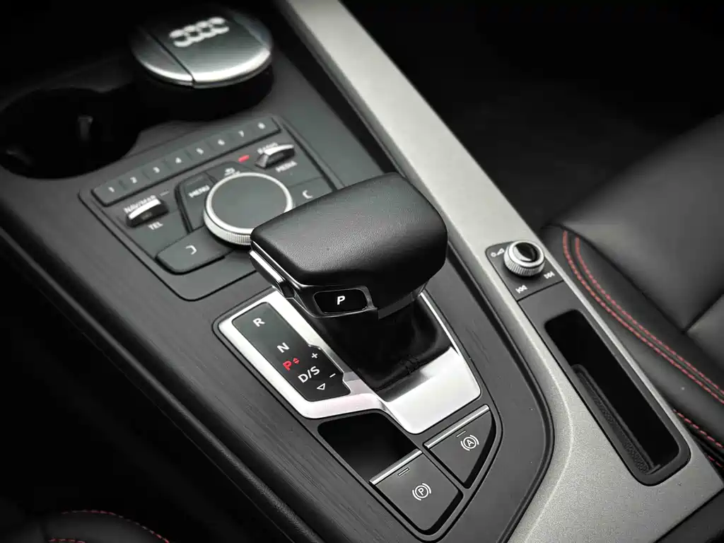 Audi A4L 2018 30 40 TFSI