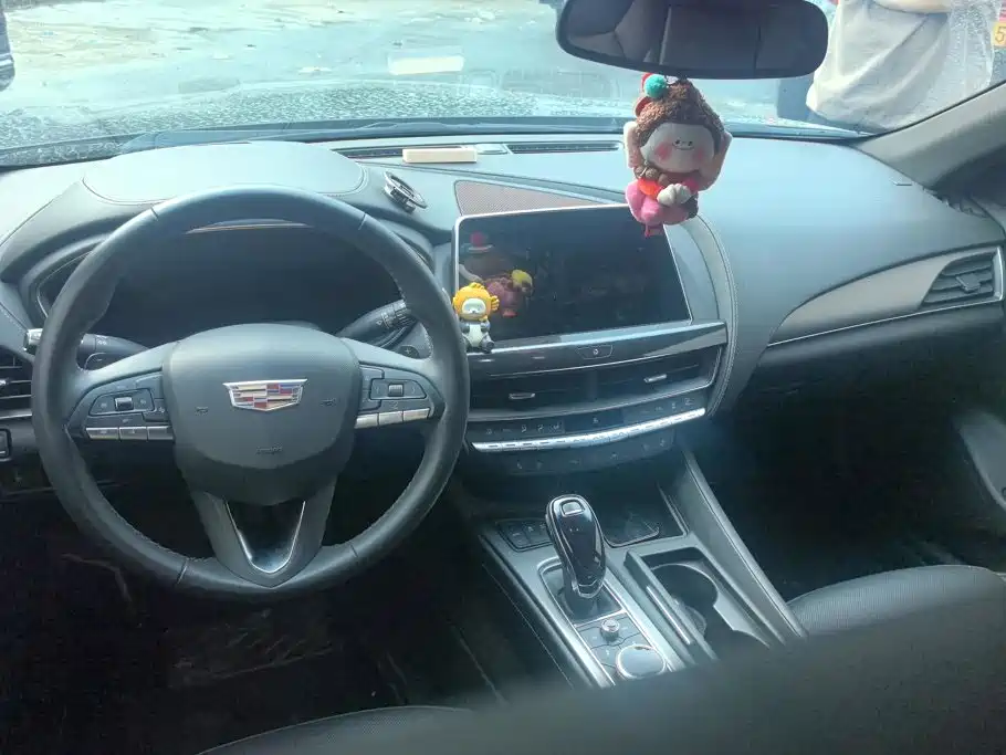 Cadillac CT5 — миниатюра 12