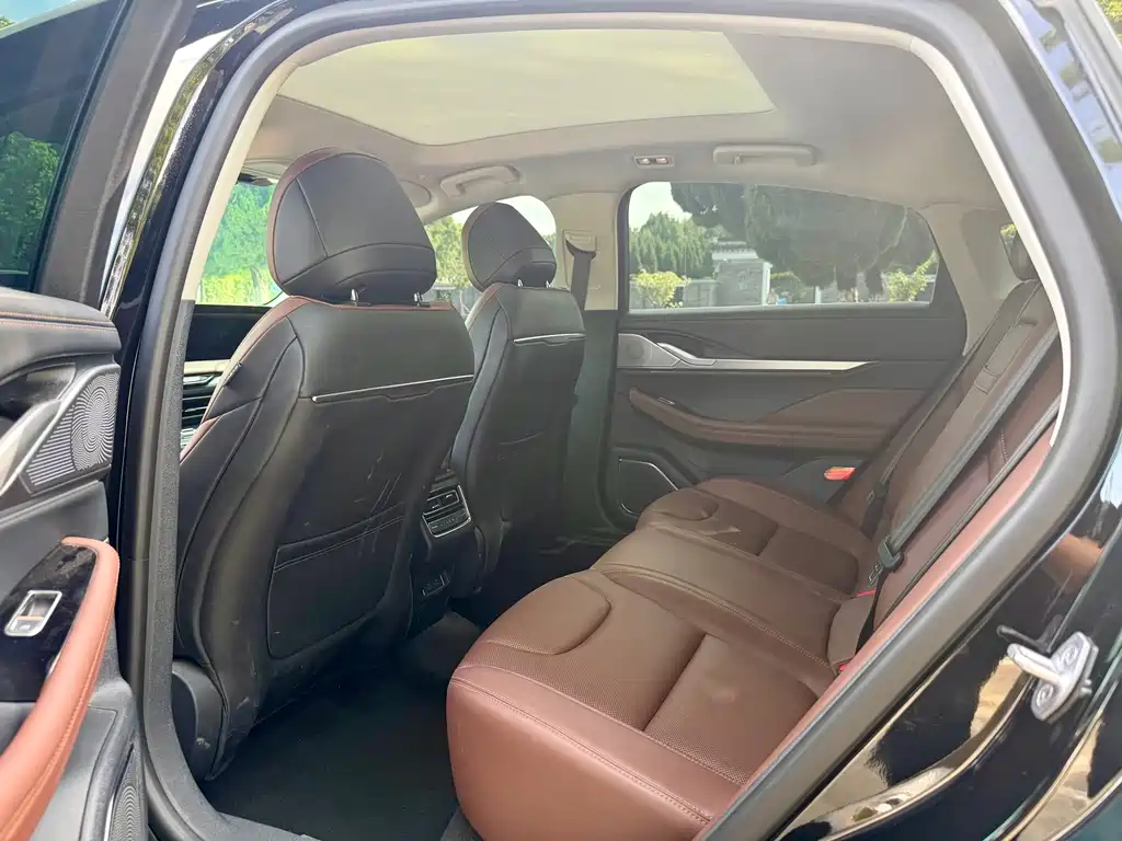 Lincoln Z — миниатюра 6