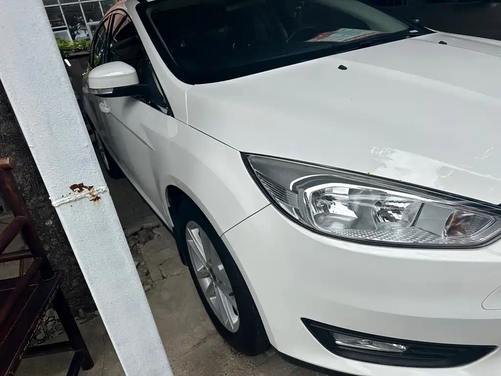 Ford Focus — миниатюра 3