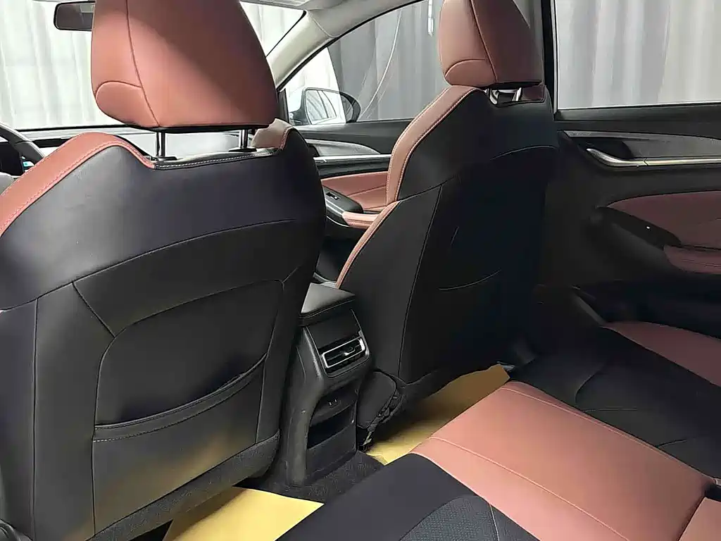 Changan Eado 2022 PLUS NE 1.4T GDI DCT Luxury