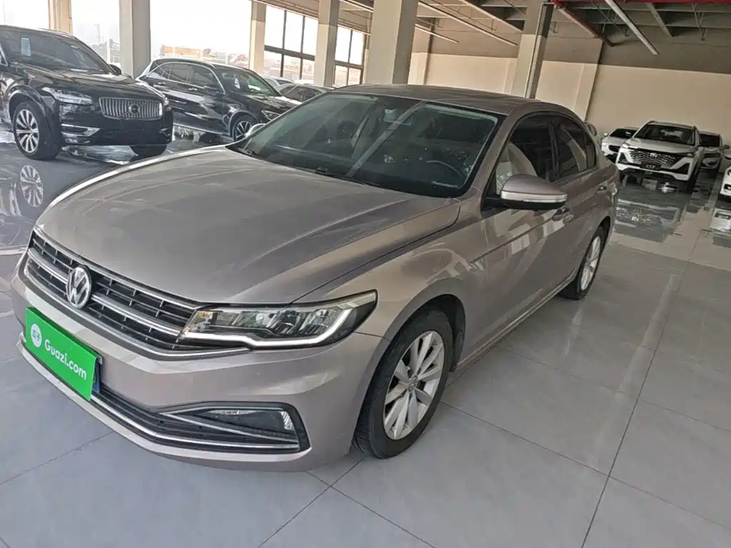 Volkswagen Bora — миниатюра 2