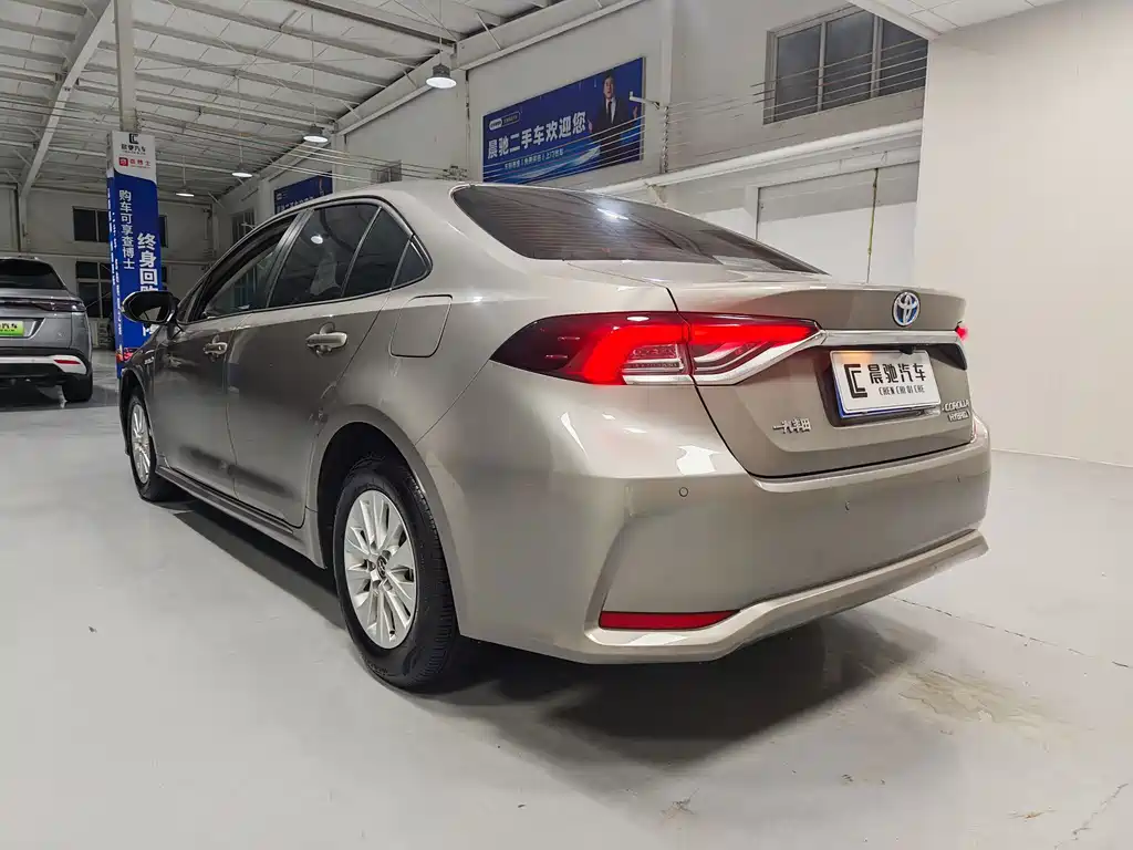 Toyota Corolla — миниатюра 6