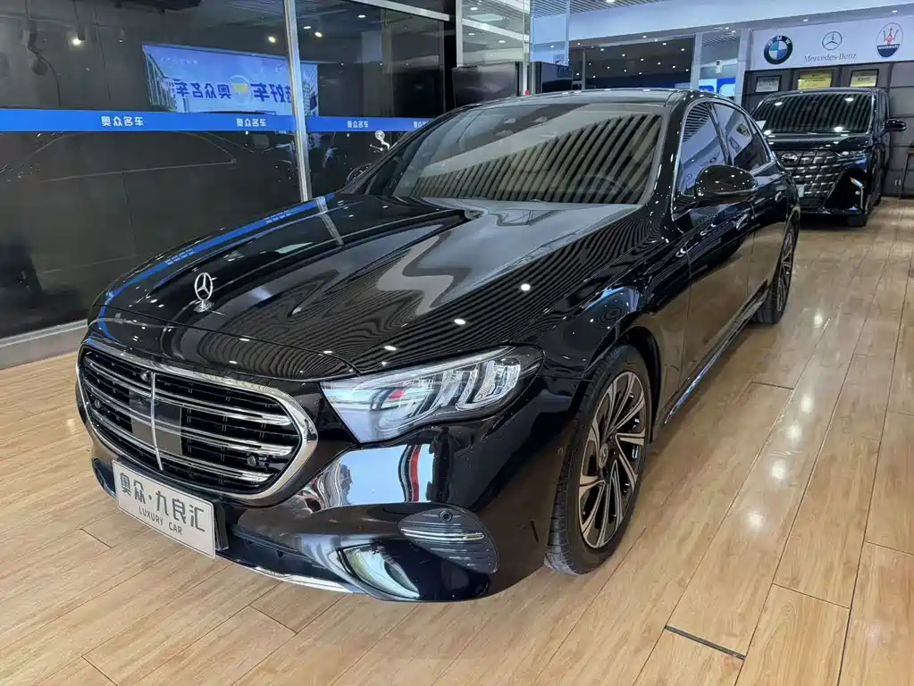 Mercedes-Benz E-Class 2025
