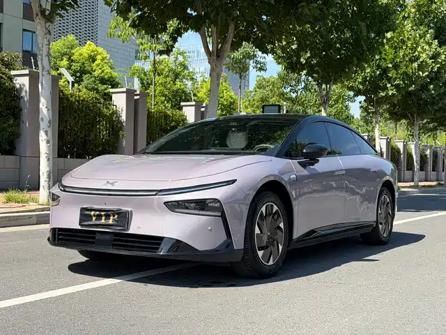 2025 Xpeng P7