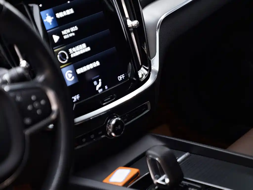Volvo S60 — миниатюра 7