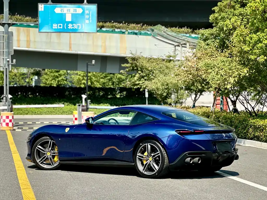 Ferrari Roma — миниатюра 6