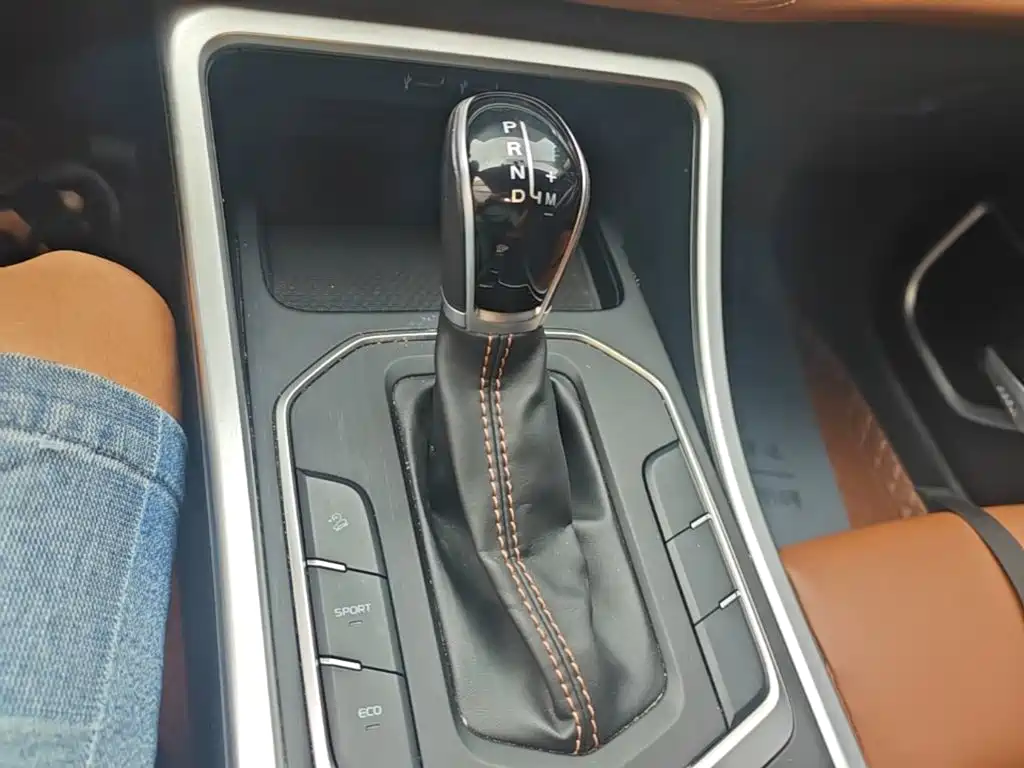 Geely Vision X6 — миниатюра 14