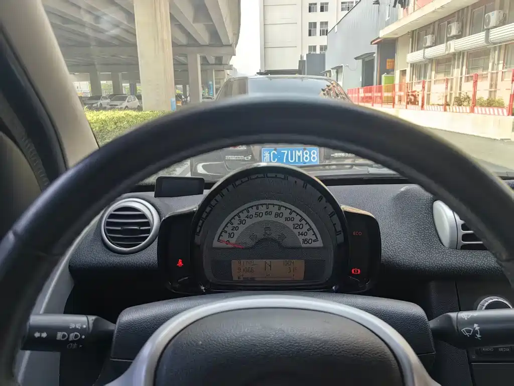 smart Smart Fortwo — миниатюра 5