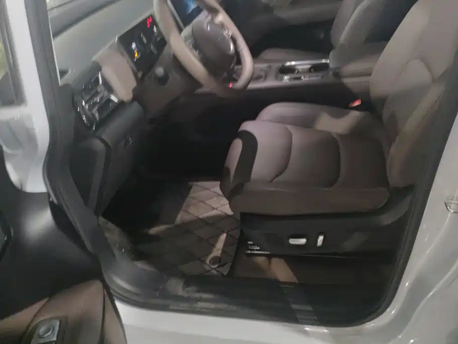 Wuling Xingguang 730 — миниатюра 9