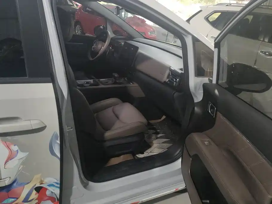 Wuling Xingguang 730 — миниатюра 8