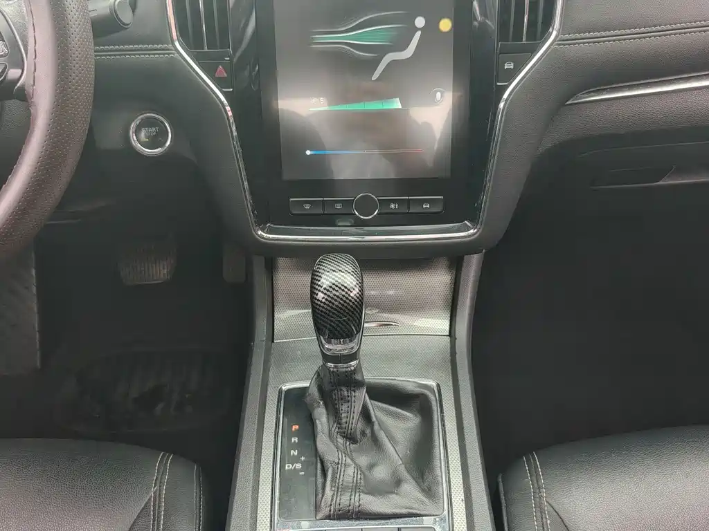 Roewe i6 Classic — миниатюра 11