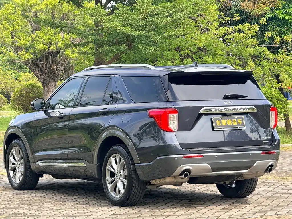 Ford Explorer — миниатюра 7