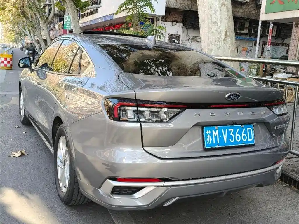 Ford Mondeo 2023 EcoBoost 180
