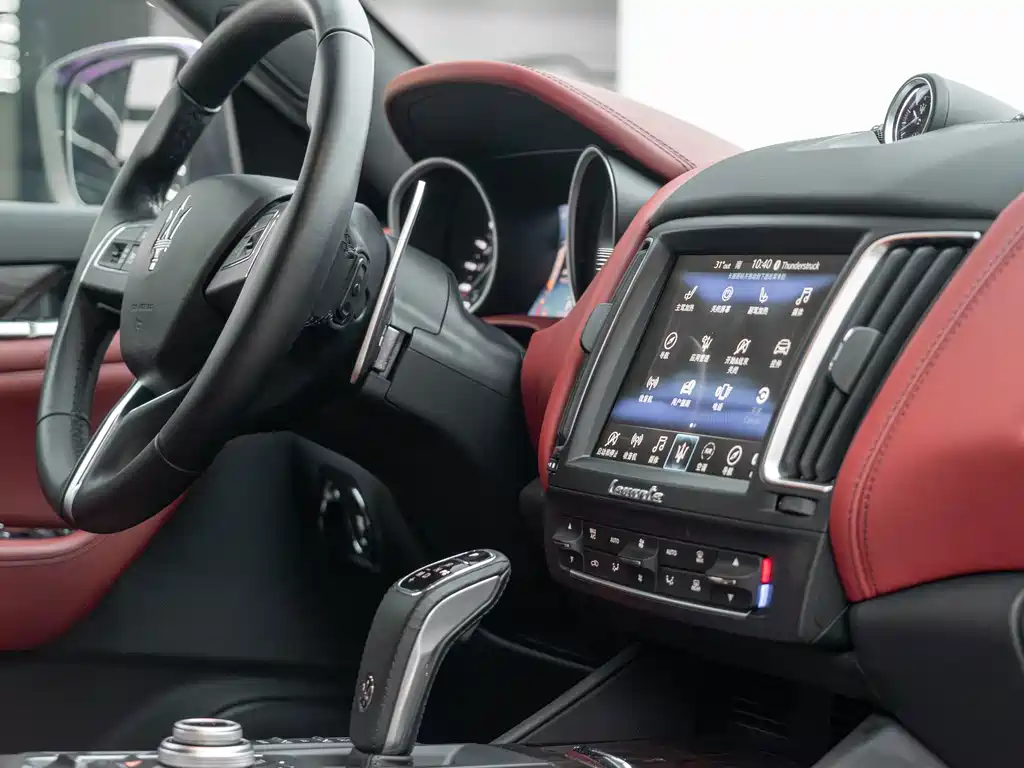 Maserati Levante — миниатюра 19