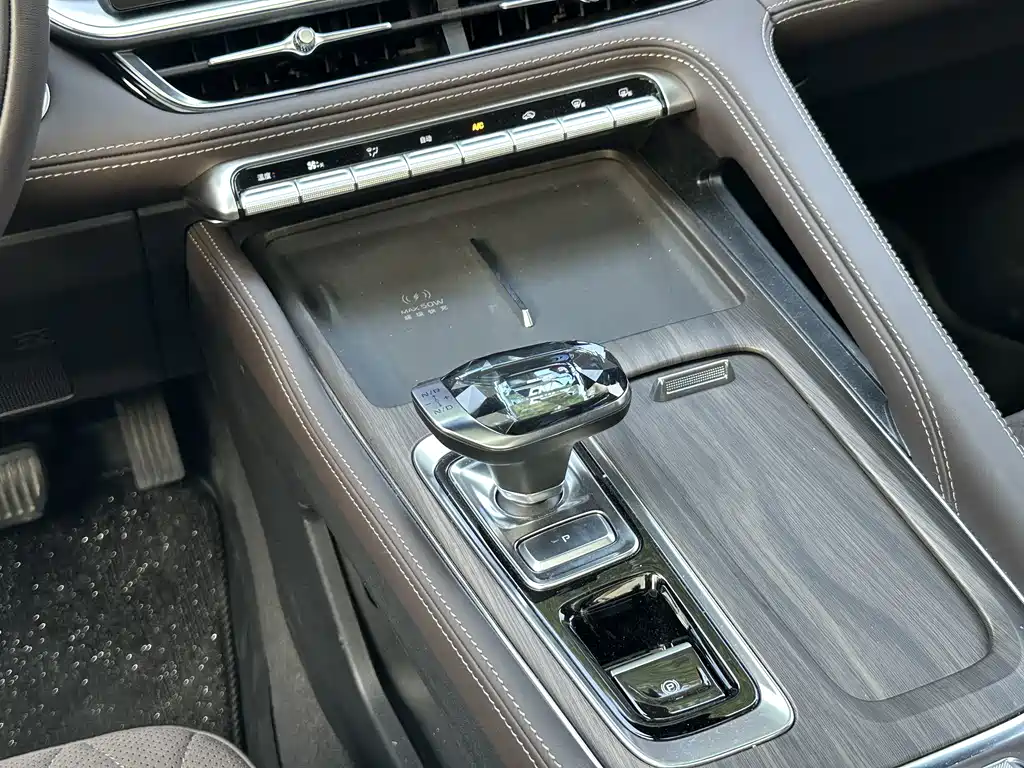 Geely Xingyue L — миниатюра 11