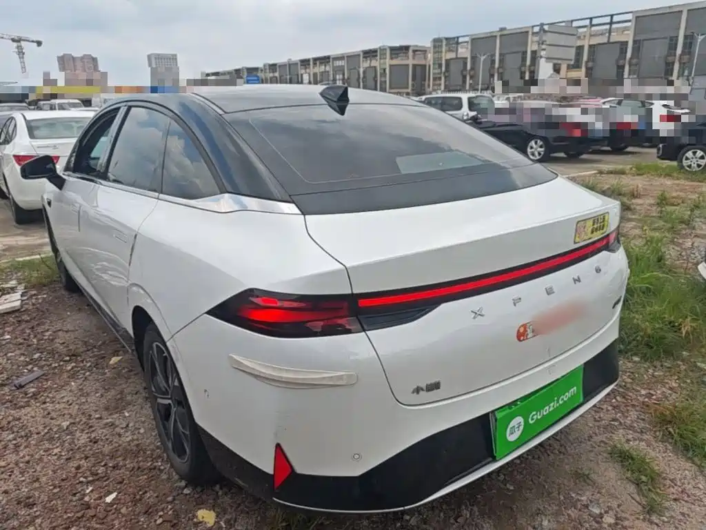 XPeng P5 — миниатюра 5