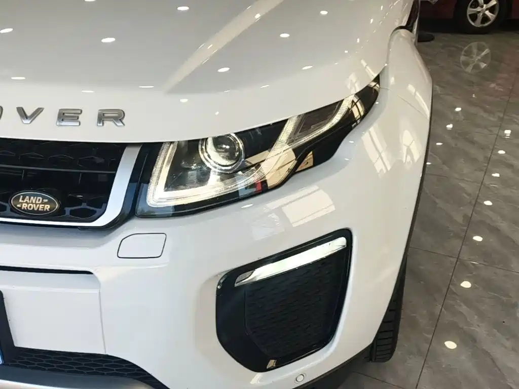 Land Rover Evoque — миниатюра 24