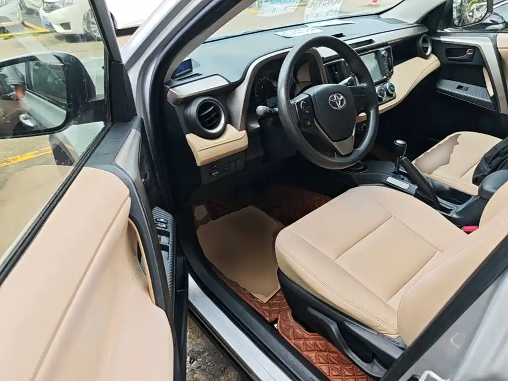 Toyota RAV4 — миниатюра 16
