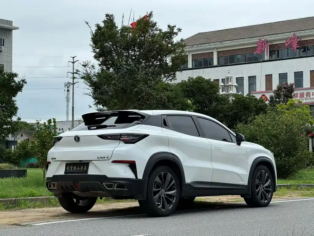 Changan UNI-T — миниатюра 4