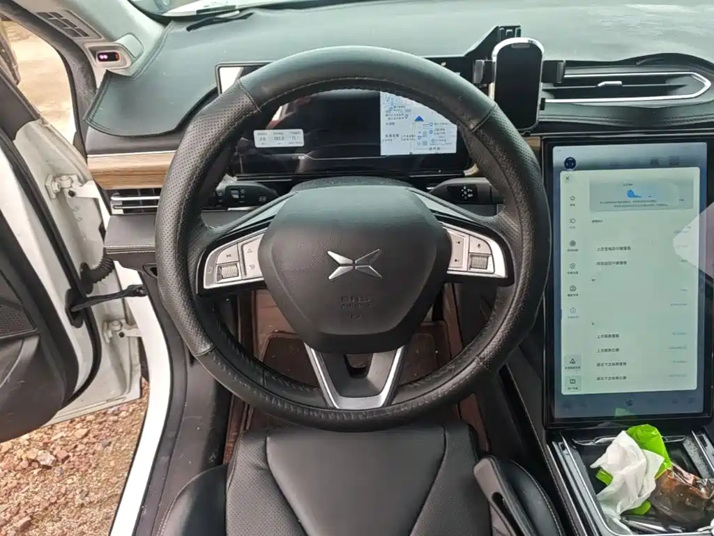 XPeng P5 — миниатюра 11