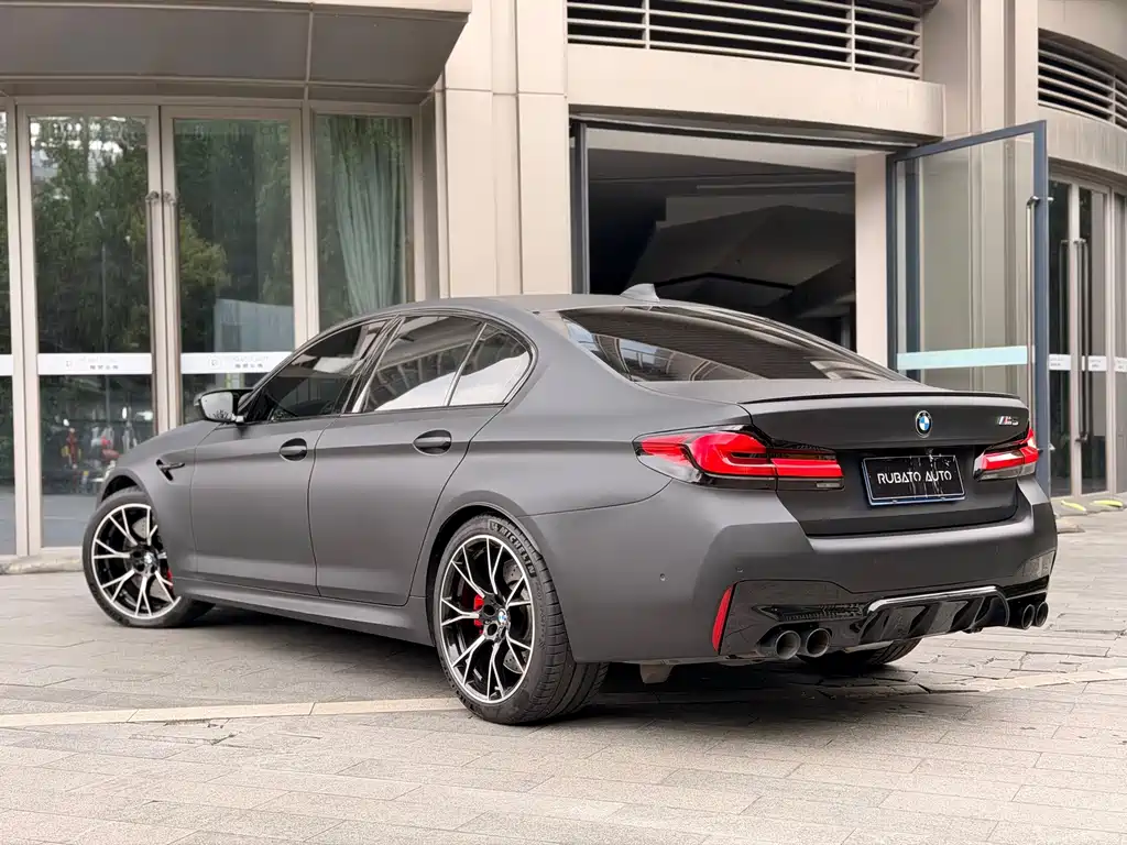 BMW M5 — миниатюра 3