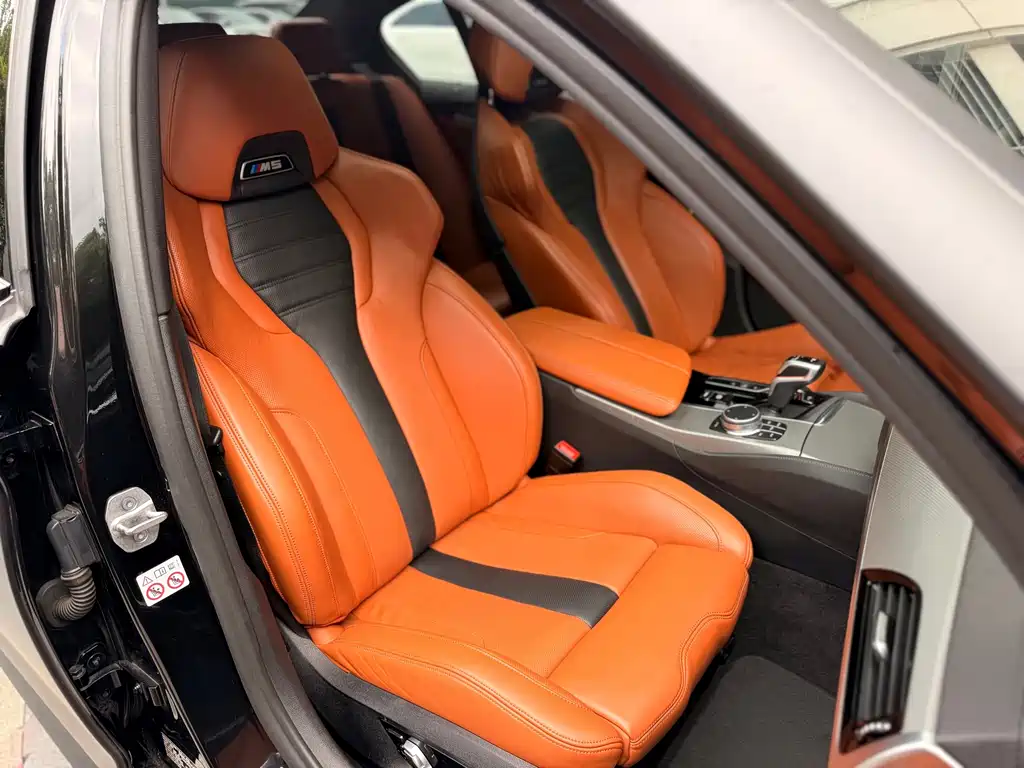 BMW M5 — миниатюра 21