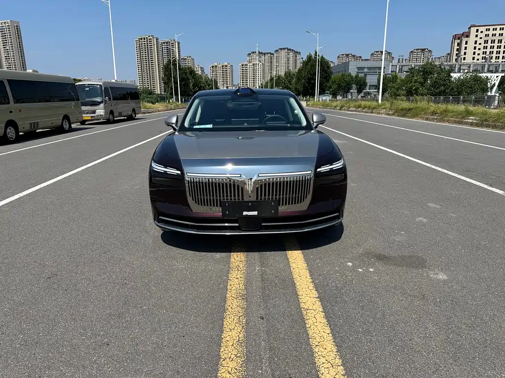 VOYAH Passion L — миниатюра 3
