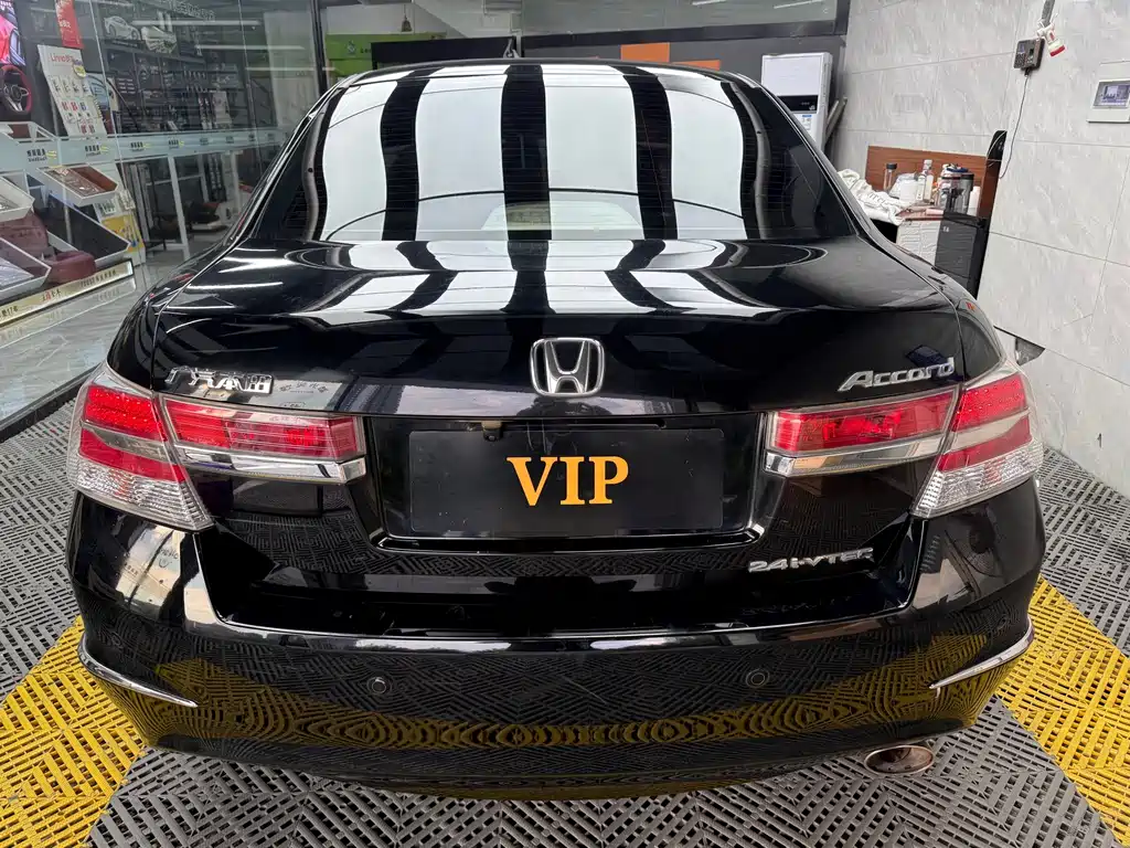 Honda Accord — миниатюра 7