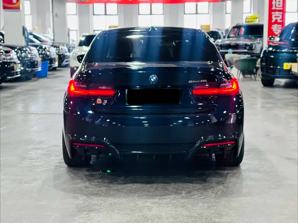 BMW i3 2022 eDrive 35 L