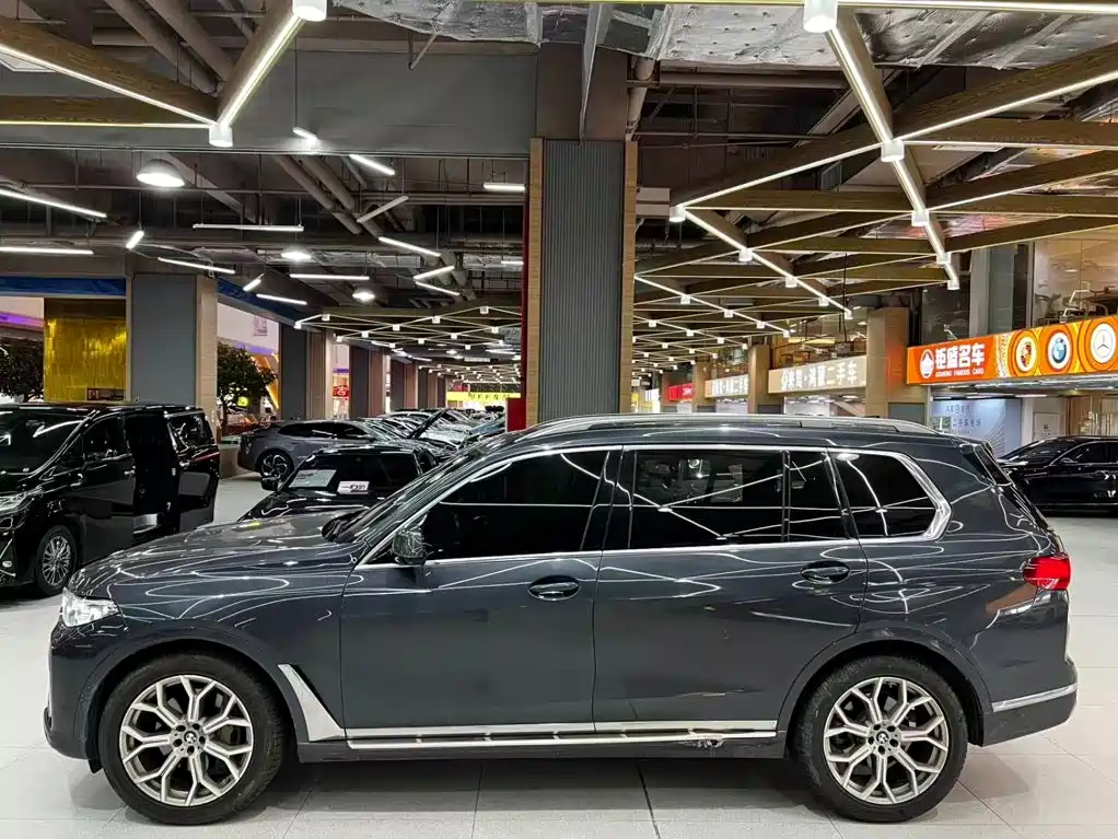 BMW X7 — миниатюра 15