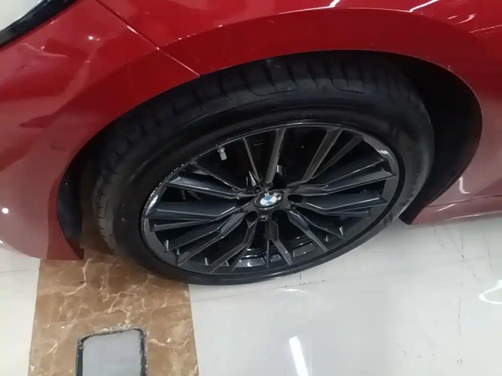 BMW 3 Series — миниатюра 23