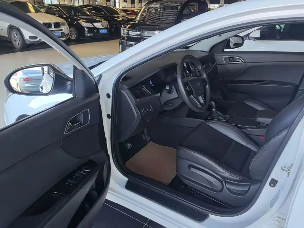 Hyundai Mistra — миниатюра 16