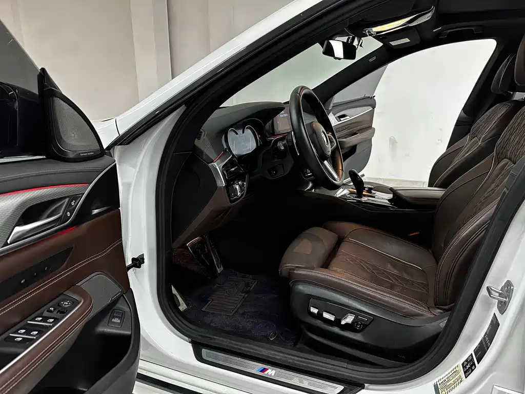 BMW 6 GT 2018 640i xDrive M Sport
