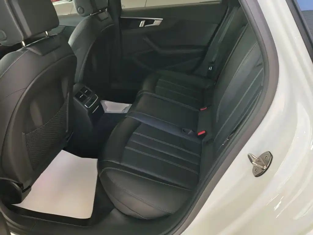 Audi A4L — миниатюра 17