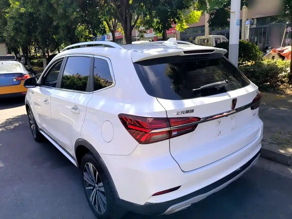 Roewe RX5 — миниатюра 5