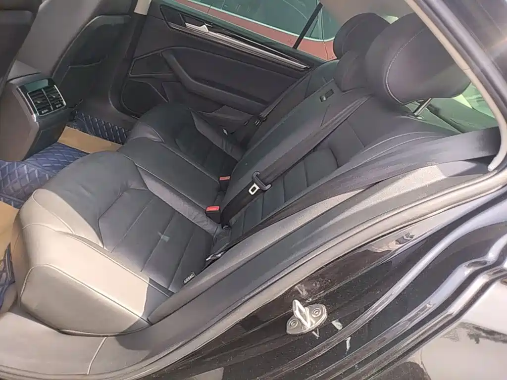 Volkswagen Phideon — миниатюра 17